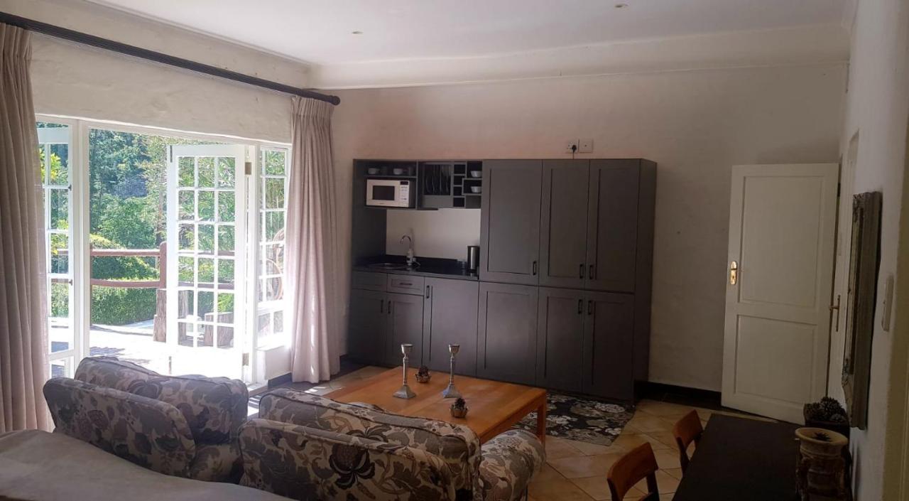 De Molen Guest House Somerset West Εξωτερικό φωτογραφία